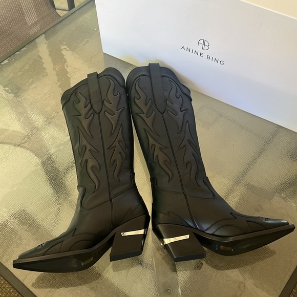 - Anine Bing Tania Western Boots - Picture 7 of 11